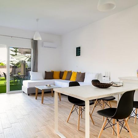 Valentina'S Apartments อาเยีย เปลาเยีย ภายนอก รูปภาพ
