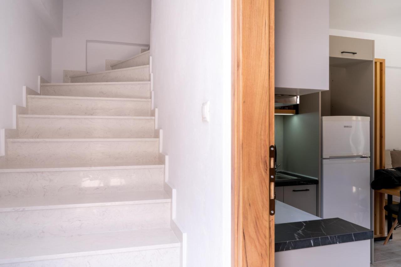 Valentina'S Apartments อาเยีย เปลาเยีย ภายนอก รูปภาพ