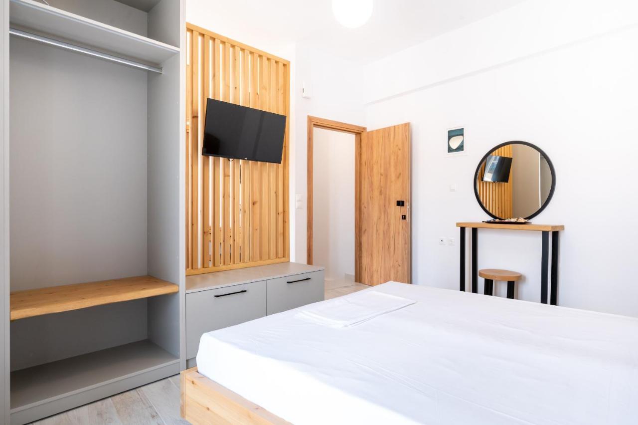 Valentina'S Apartments อาเยีย เปลาเยีย ภายนอก รูปภาพ