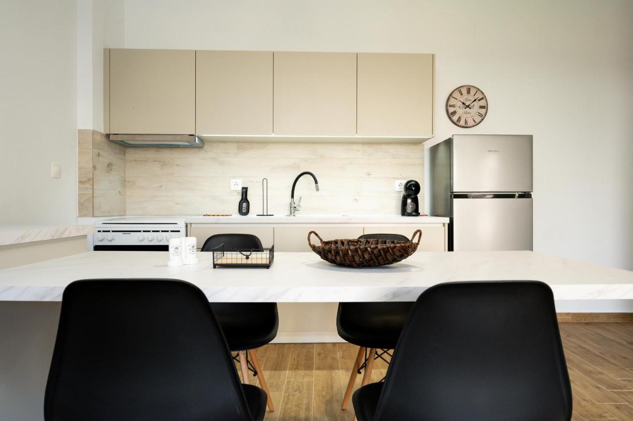 Valentina'S Apartments อาเยีย เปลาเยีย ภายนอก รูปภาพ