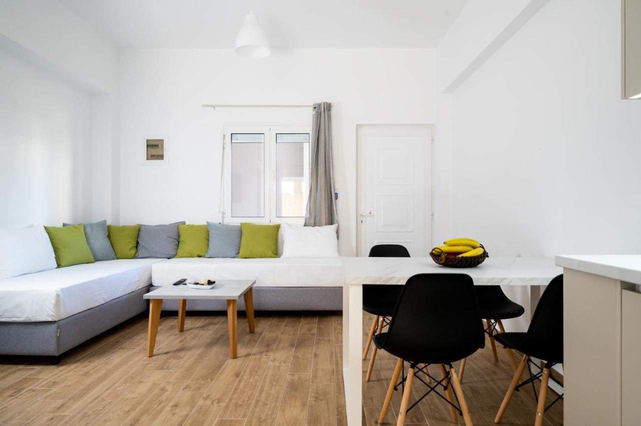 Valentina'S Apartments อาเยีย เปลาเยีย ภายนอก รูปภาพ
