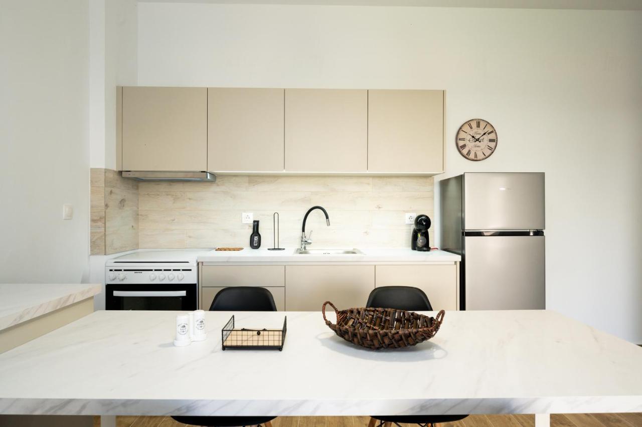 Valentina'S Apartments อาเยีย เปลาเยีย ภายนอก รูปภาพ