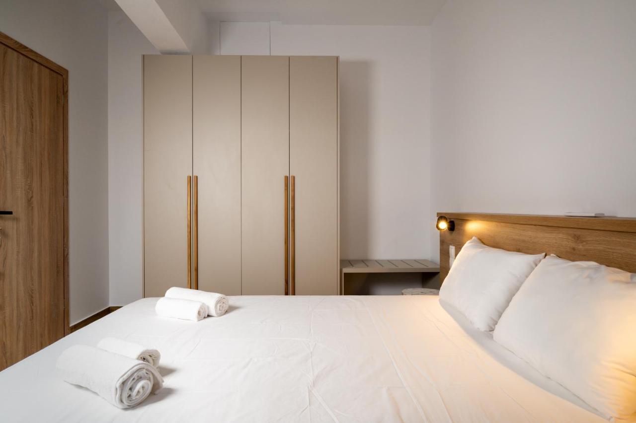 Valentina'S Apartments อาเยีย เปลาเยีย ภายนอก รูปภาพ
